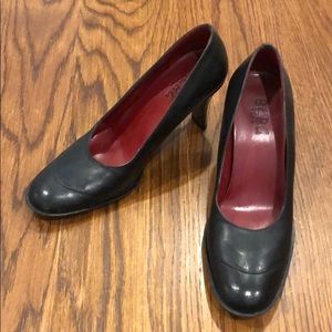 BCBG Paris Daniela Pump